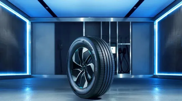 Hankook iON evo AS SUV 255/40 R21 102Y XL